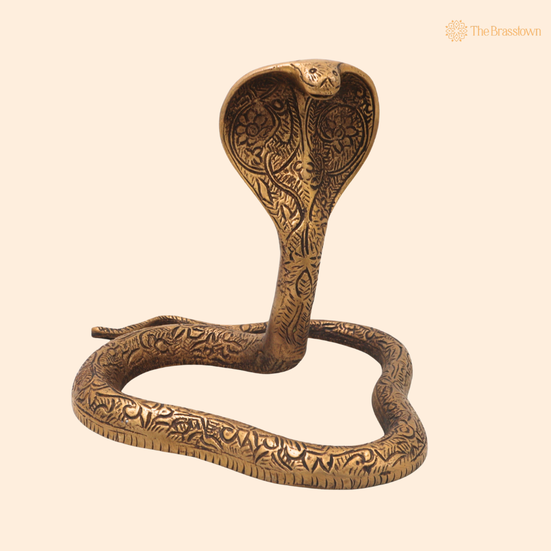 Brass Snake Idol – Handcrafted Naag Devta Murti for Pooja, Vastu, Home Mandir, Spiritual Décor & Traditional Gifting 6 Inch