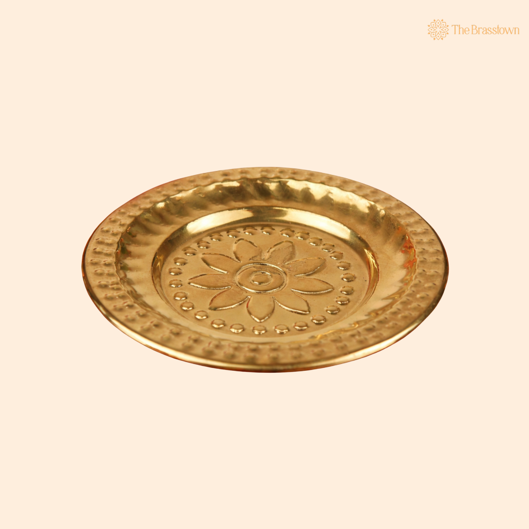 Traditional Brass Handcrafted Pooja Thali – Pure Peetal Aarti Plate (Pital Puja Thambalam) for Hindu Worship & Temple Rituals 0.5 Inch