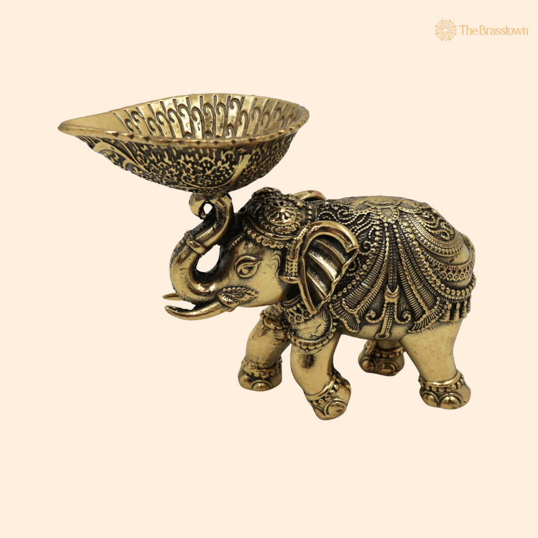 Brass Handcrafted Elephant Diya 3 Inch front view β pure brass handcrafted India