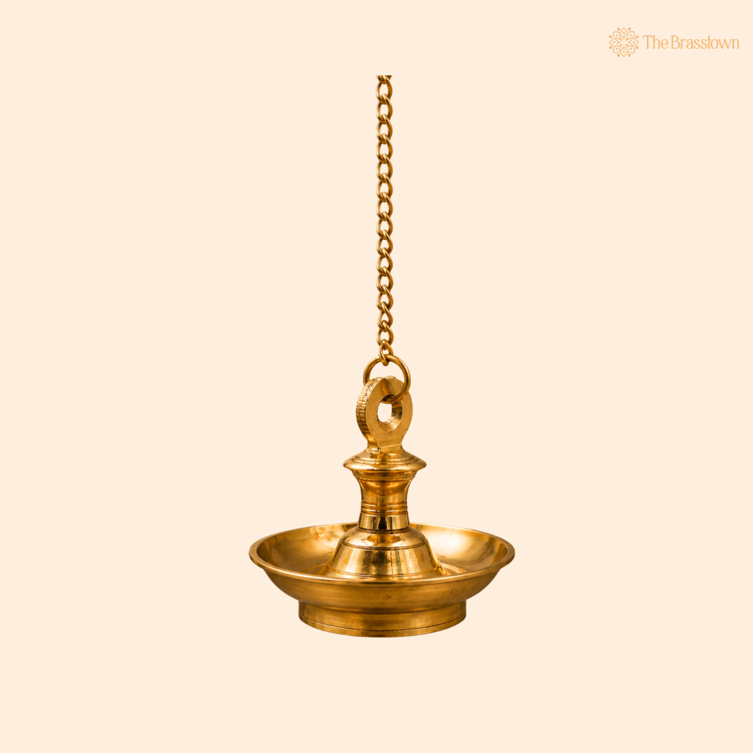 Brass Hanging Lamp Pooja Diya – Traditional Peetal Thooku Vilakku Deepam for Temple, Home Mandir & Spiritual Décor 7 Inch