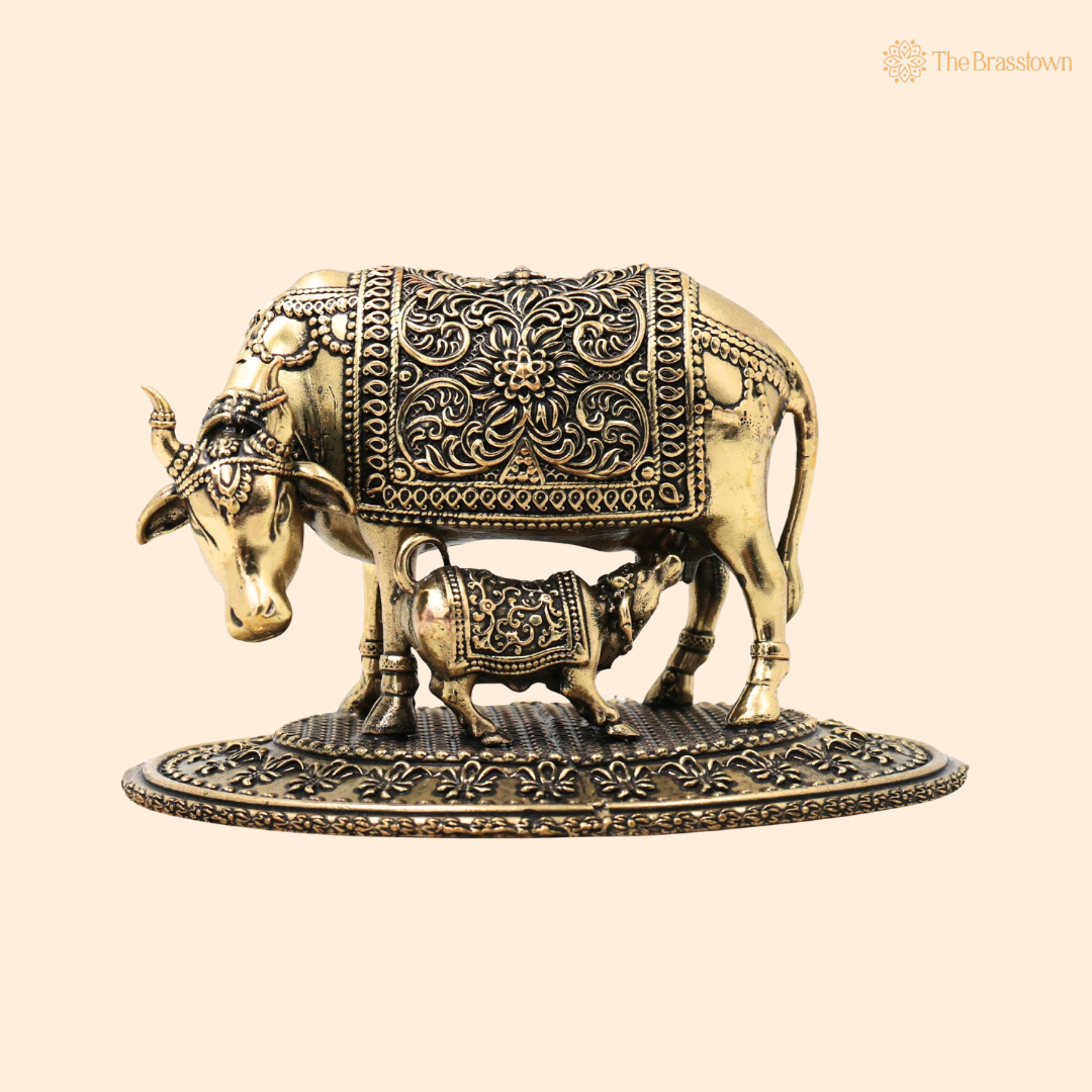 Handcrafted Brass Kamadhenu Idol – Surabhi Cow with Calf (Gau Mata) Murti, Handcrafted Divine Cow for Puja, Home & Temple Décor 3.5 Inch