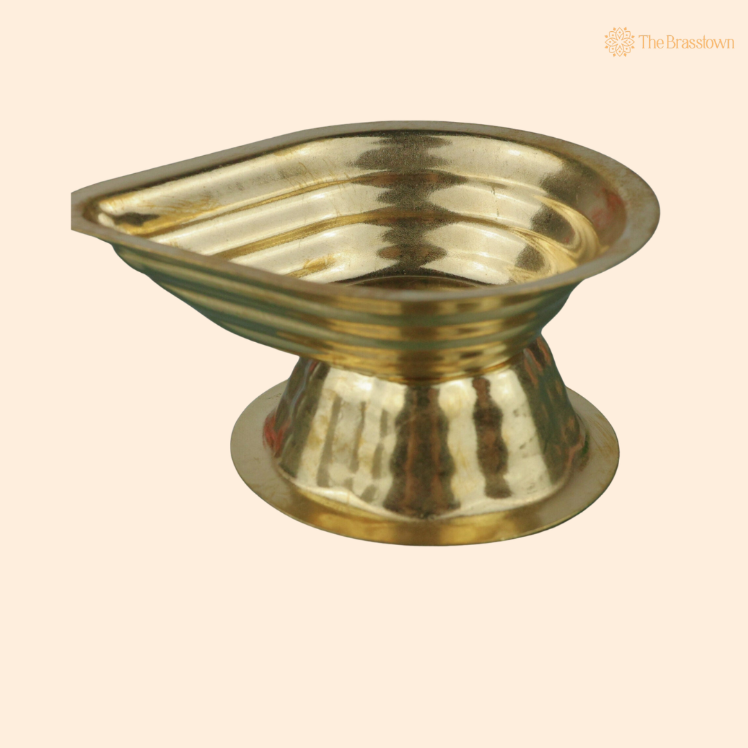 Handcrafted Brass Deepam Diya – Traditional Kuthu Vilakku Samai, Nilavilakku Oil Lamp for Puja, Aarti & Temple Décor 1 Inch