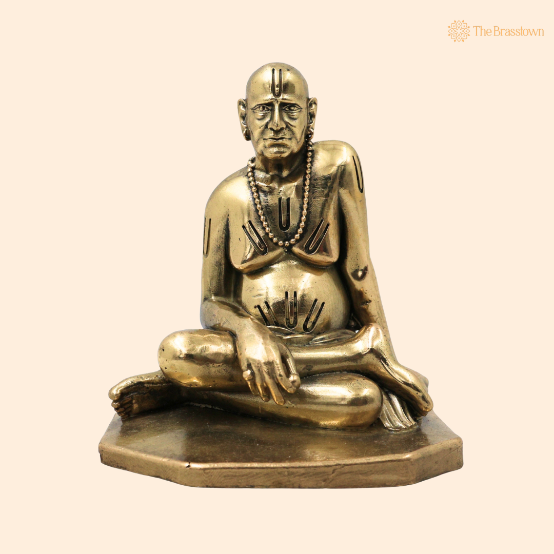 Brass Handcrafted Shri Swami Samarth Maharaj Idol – Divine Swami Samarth Murti for Pooja, Home Mandir, Spiritual Décor & Gifting 4 Inch