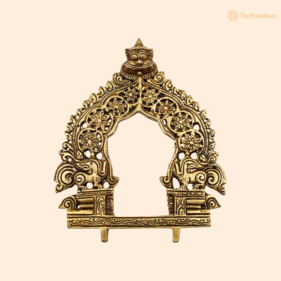 Handcrafted Brass Traditional Prabhavali Frame – Handcrafted Arch Wall Hanging for Home Temple, Deity Décor & Spiritual Ambience 6.5 Inch