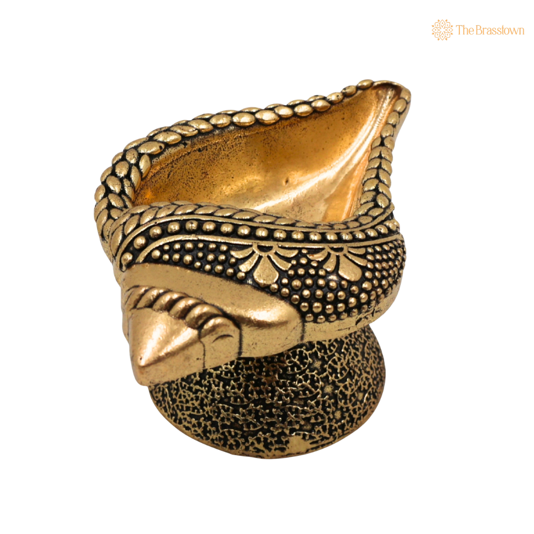 Brass Handcrafted Shankha Diya β Conch Shape Oil Lamp (Peetal Deepak) for Puja, Aarti & Home Mandir DΓ©cor 1.5 Inch