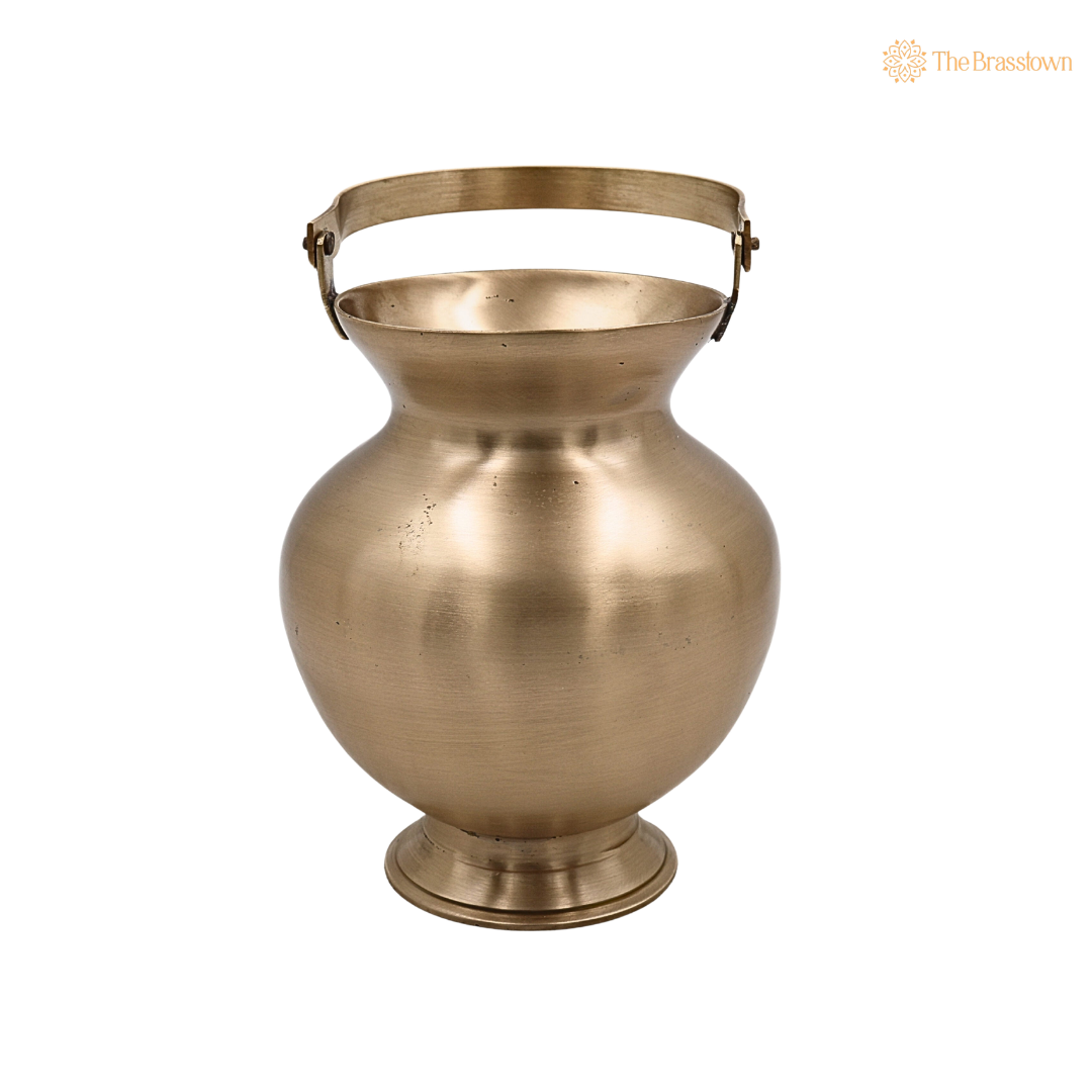 Handcrafted Brass Kamandalu Kalash – Pital Gangajali Kamandal for Puja, Ganga Jal Storage, Rishi Muni Kalash & Hindu Rituals 6.5 Inch