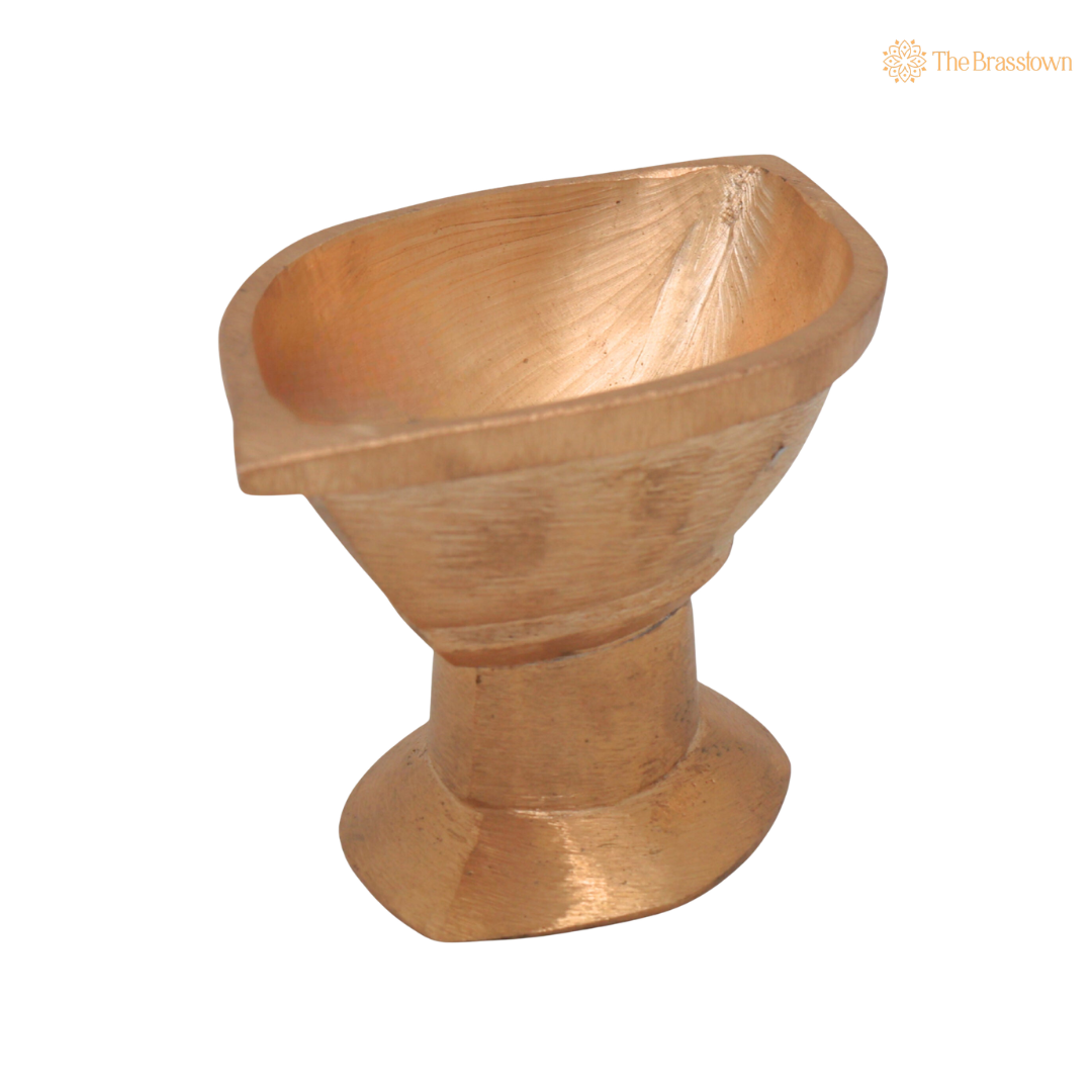 Handmade Vibhuti Patra Naam Holder Pooja Plate – Traditional Panchaloha Temple Accessory for Vibhuti, Kumkum & Sacred Rituals 3 Inch