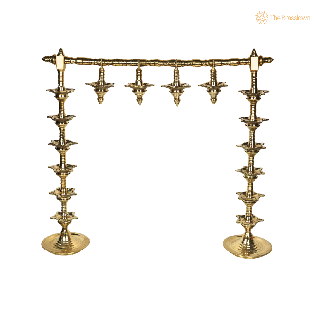 Brass Traditional Deepa Stambh Lamp Stand β Kuthu Vilakku Nilavilakku Samai, South Indian Temple Pooja Oil Stand for Home Mandir & DΓ©cor 22 Inch
