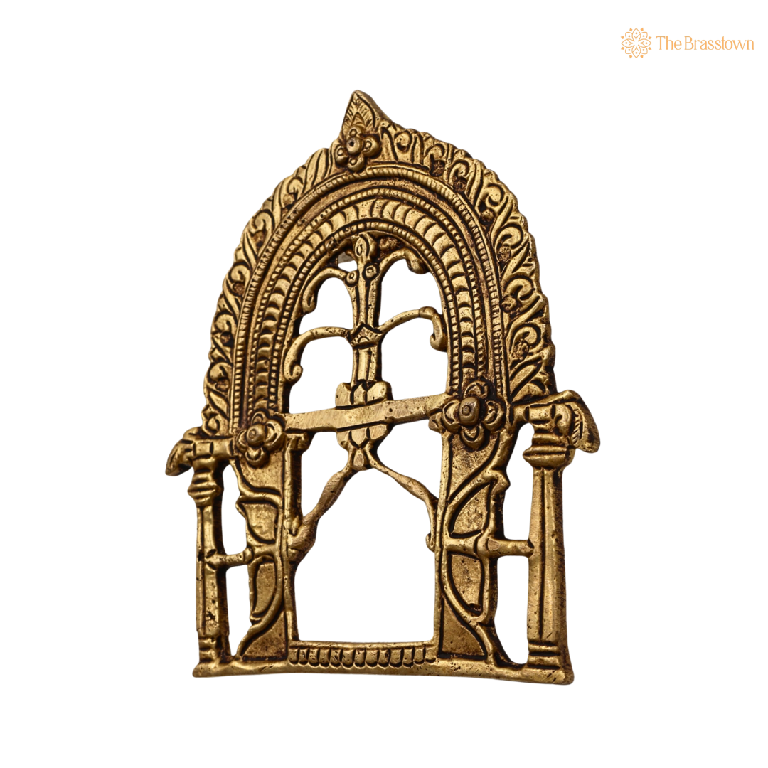 Brass Prabhavali Arch Frame 5.5 Inch closeup β intricate craftsmanship