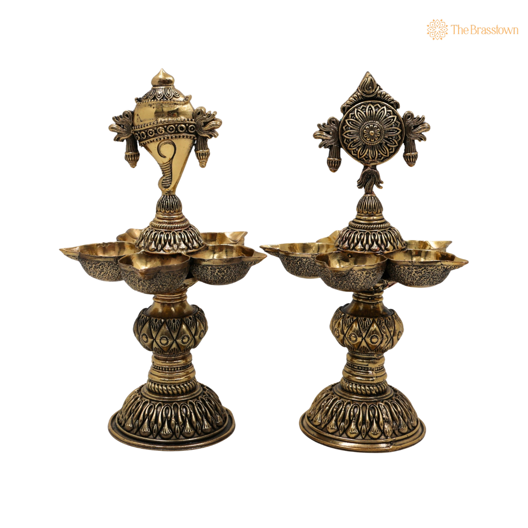 Brass Shankh Chakra Diya Pair – Vishnu Shankh Chakra Deepam Oil Lamps for Puja, Aarti & Home Temple Décor 8.5 Inch