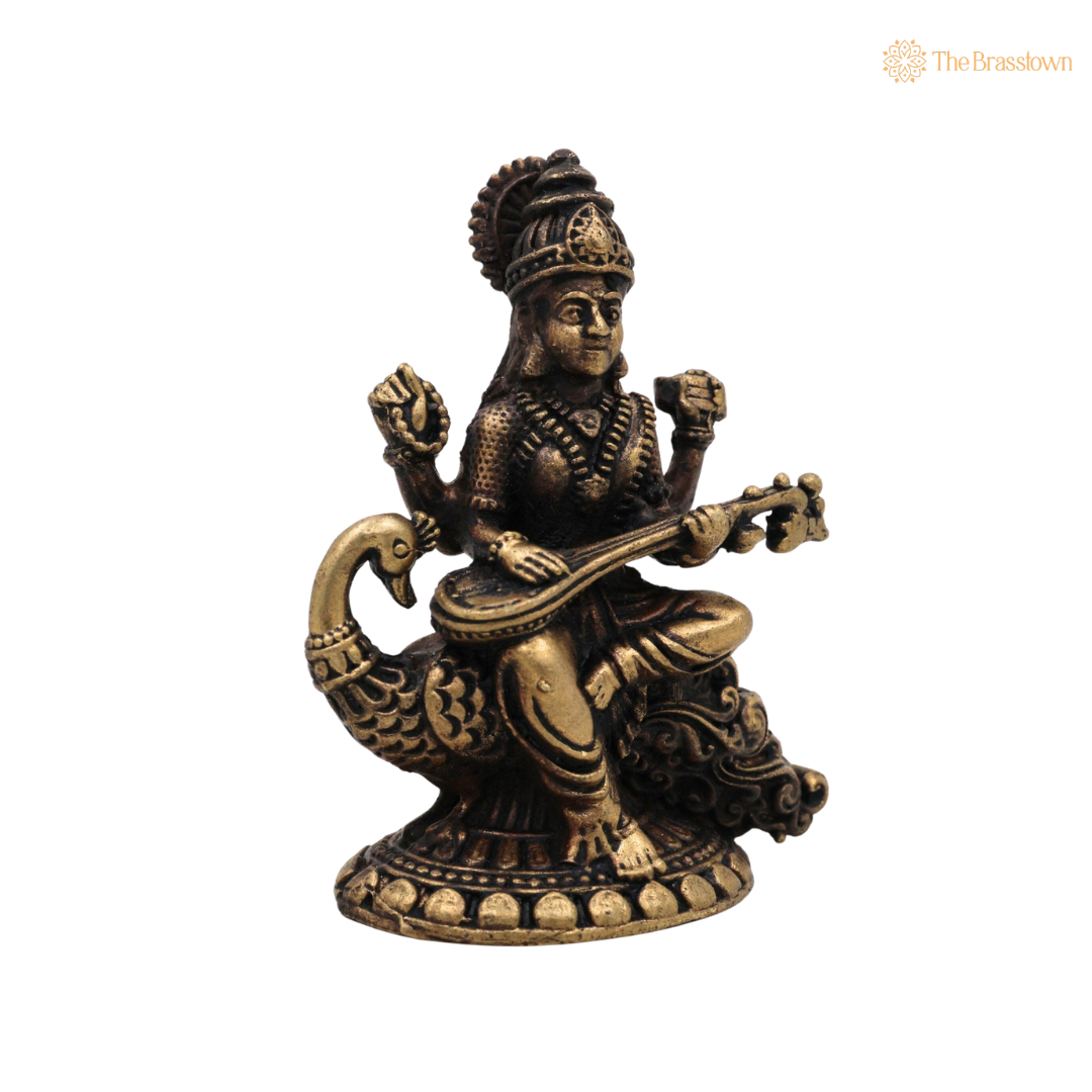 Brass Saraswati Mata Idol with 2.5 Inch closeup – intricate craftsmanship