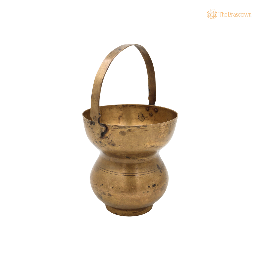 Handcrafted Brass Kamandalu – Traditional Pital Gangajali Kamandal for Puja, Ganga Jal Storage, Rishi Muni Kalash & Hindu Rituals 10.5 Inch