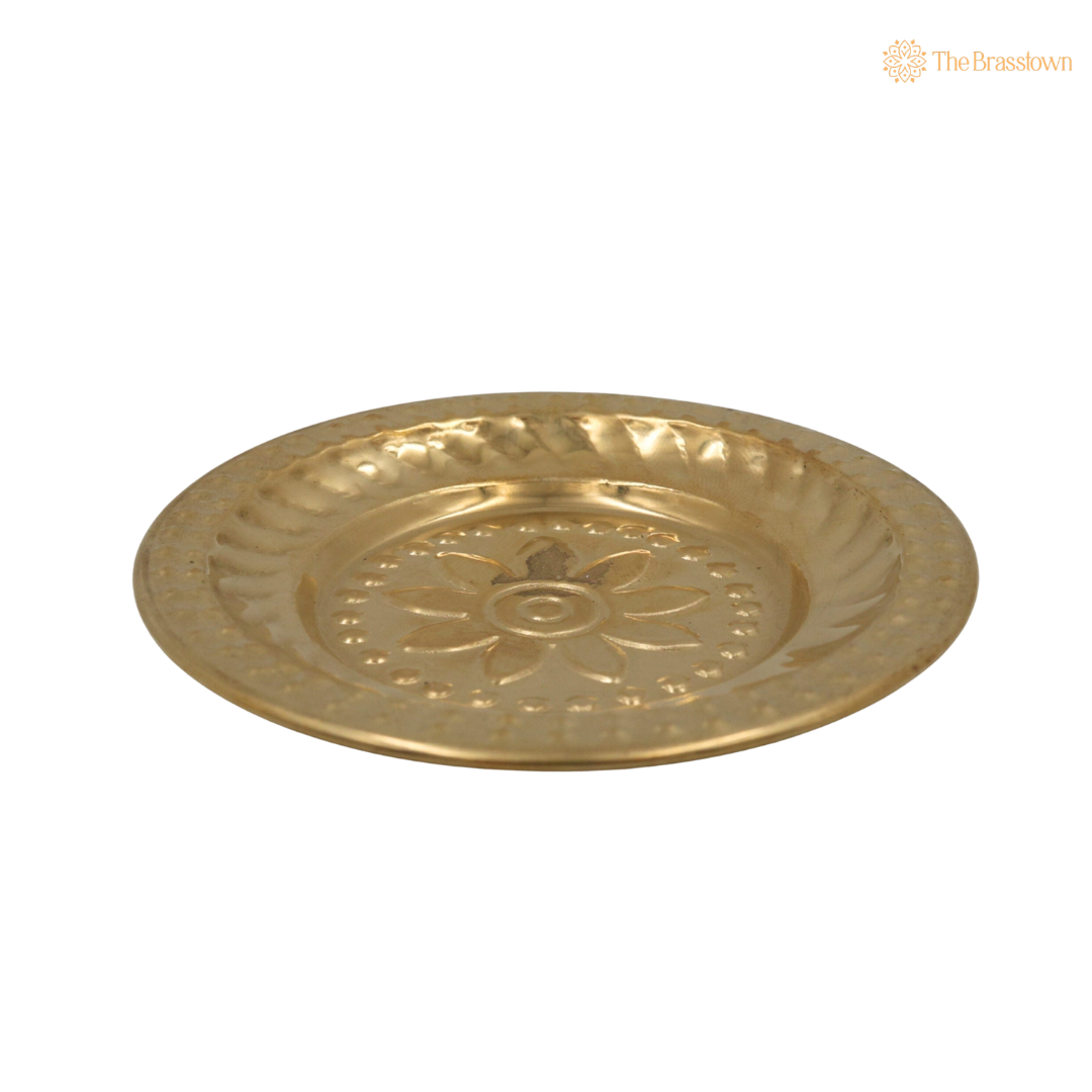 Traditional Brass Handcrafted Pooja Thali – Pure Peetal Aarti Plate (Pital Puja Thambalam) for Hindu Worship & Temple Rituals 0.5 Inch
