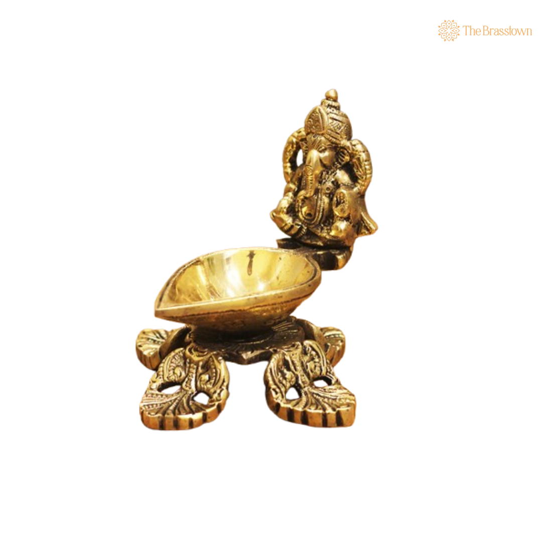 Brass Ganesha Diya Lamp 4.5 Inch