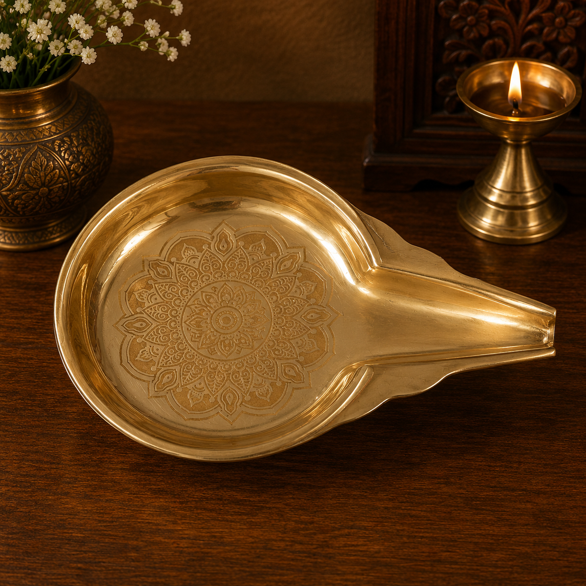 Brass Abhisheka Patra – Traditional Abhishekam Somasutra Vessel for Deity Worship, Mandir Rituals & Home Puja 1 Inch