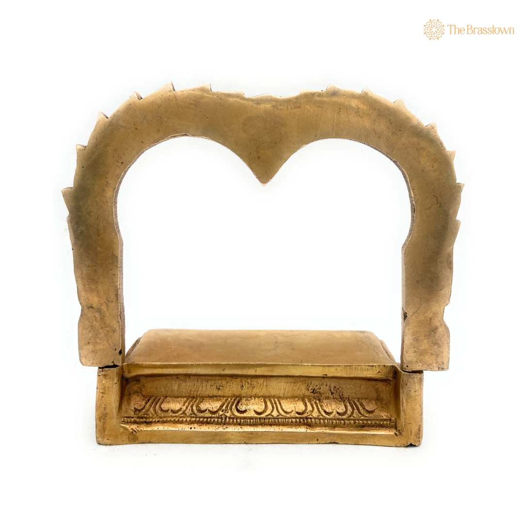 Graceful Brass Single-Arch Pooja Stand 6.5 Inch