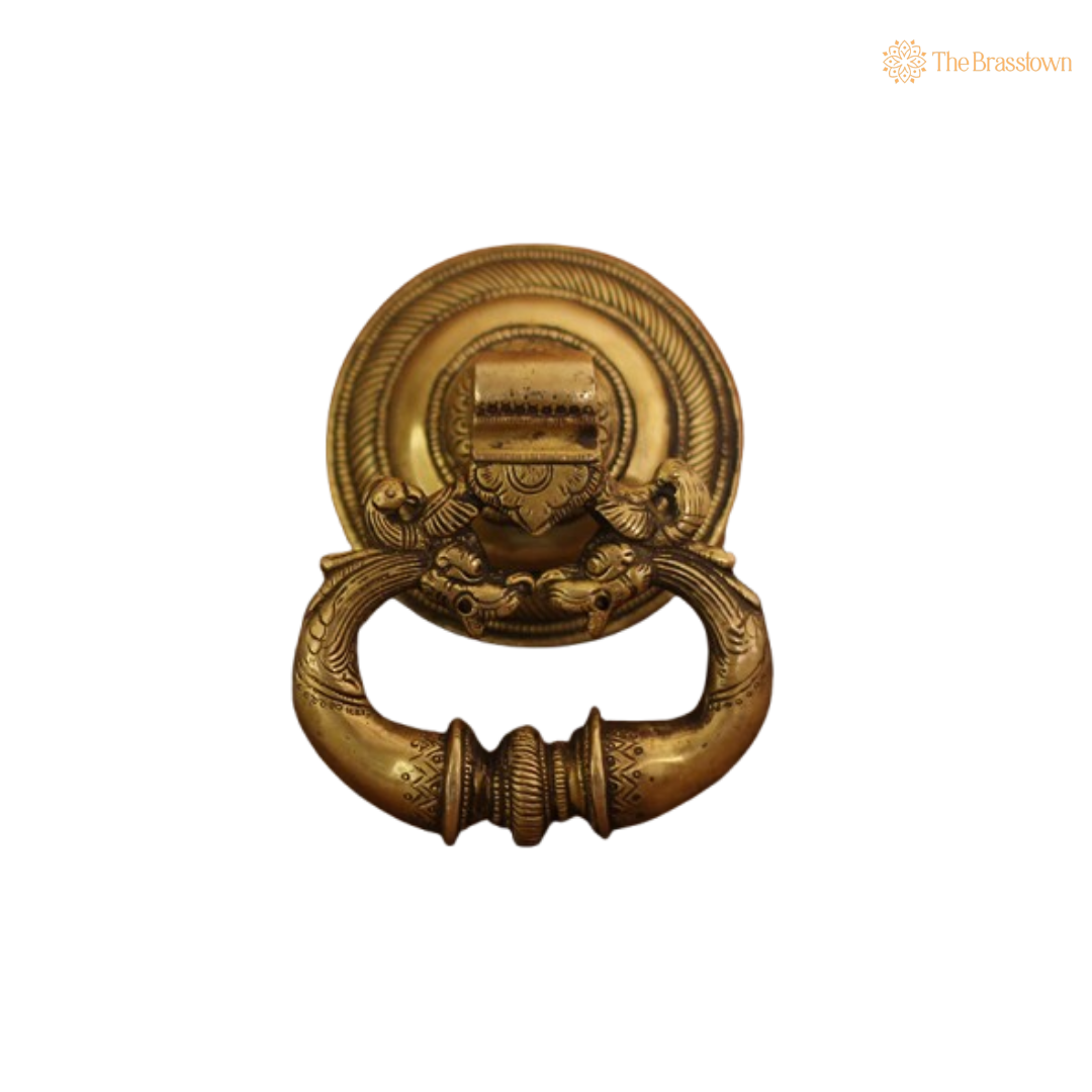 Ornate Brass Door Knocker – A Timeless Entryway Accent 6 Inch