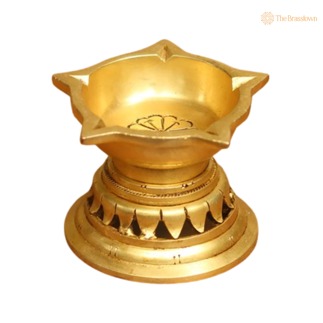 Star-Shaped Brass Diya Lamp 2.5 Inch