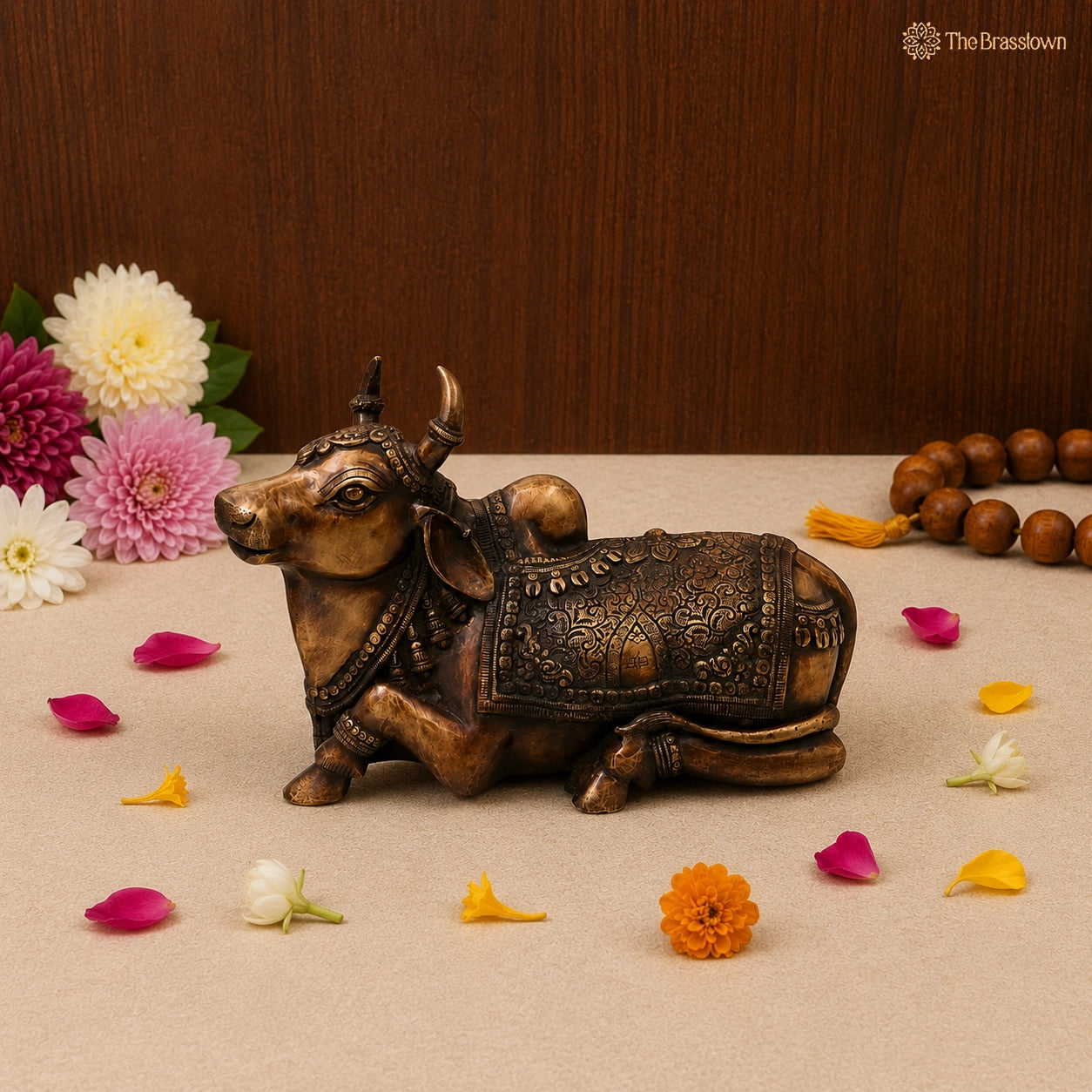Handcrafted Brass Nandikeshwara Nandi Idol – Handcrafted Traditional Chola Style Vrishabha Murti for Pooja, Home Mandir, Décor & Spiritual Gifting 9.5 Inch
