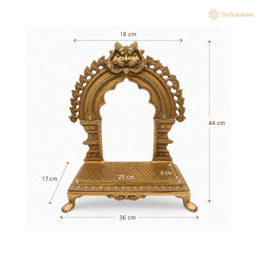 Intricately Designed Brass Arch Stand 17.5 Inch