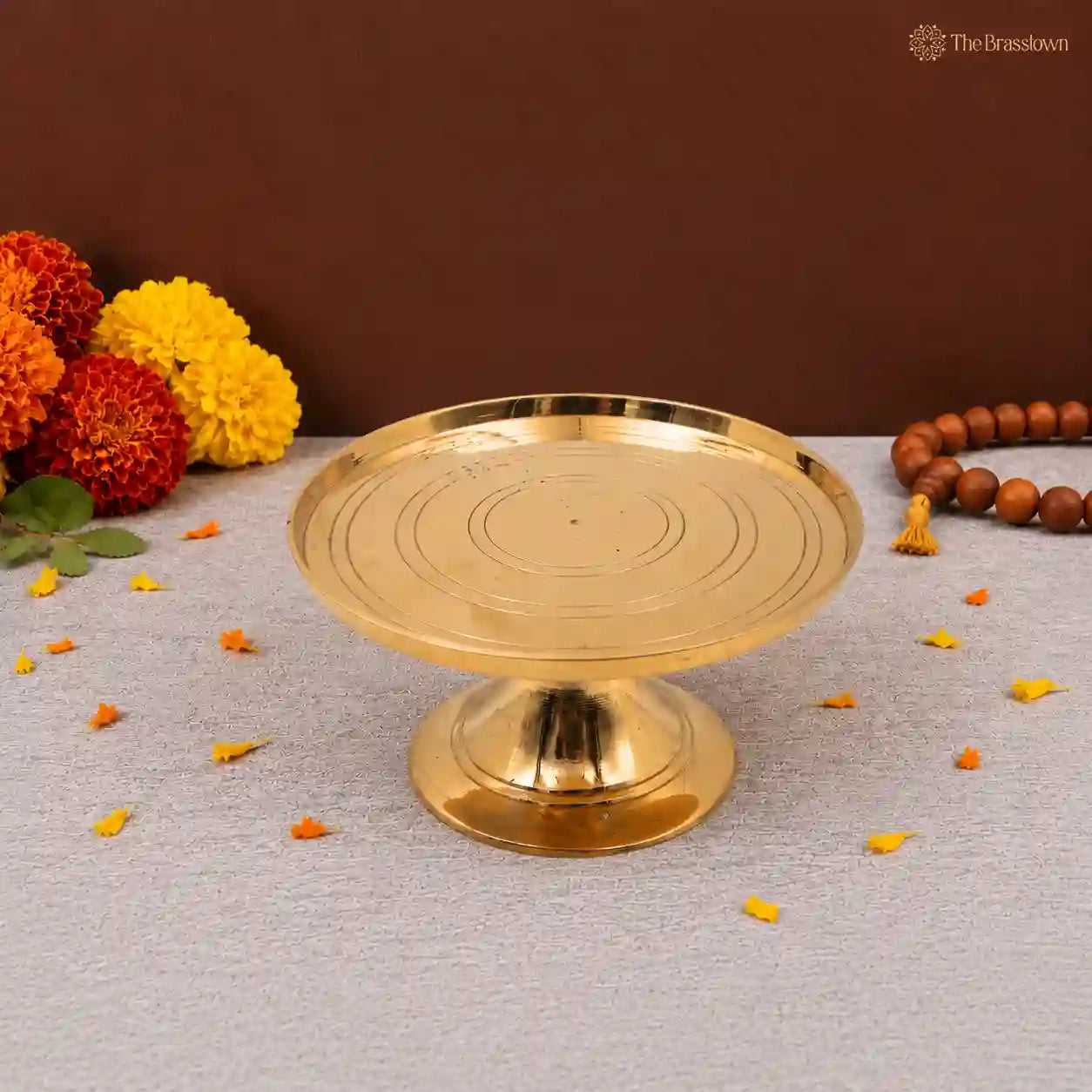 Brass Round Pooja Chowki – Traditional Puja Stand for Idols, Diya & Home Mandir 3.5 Inch