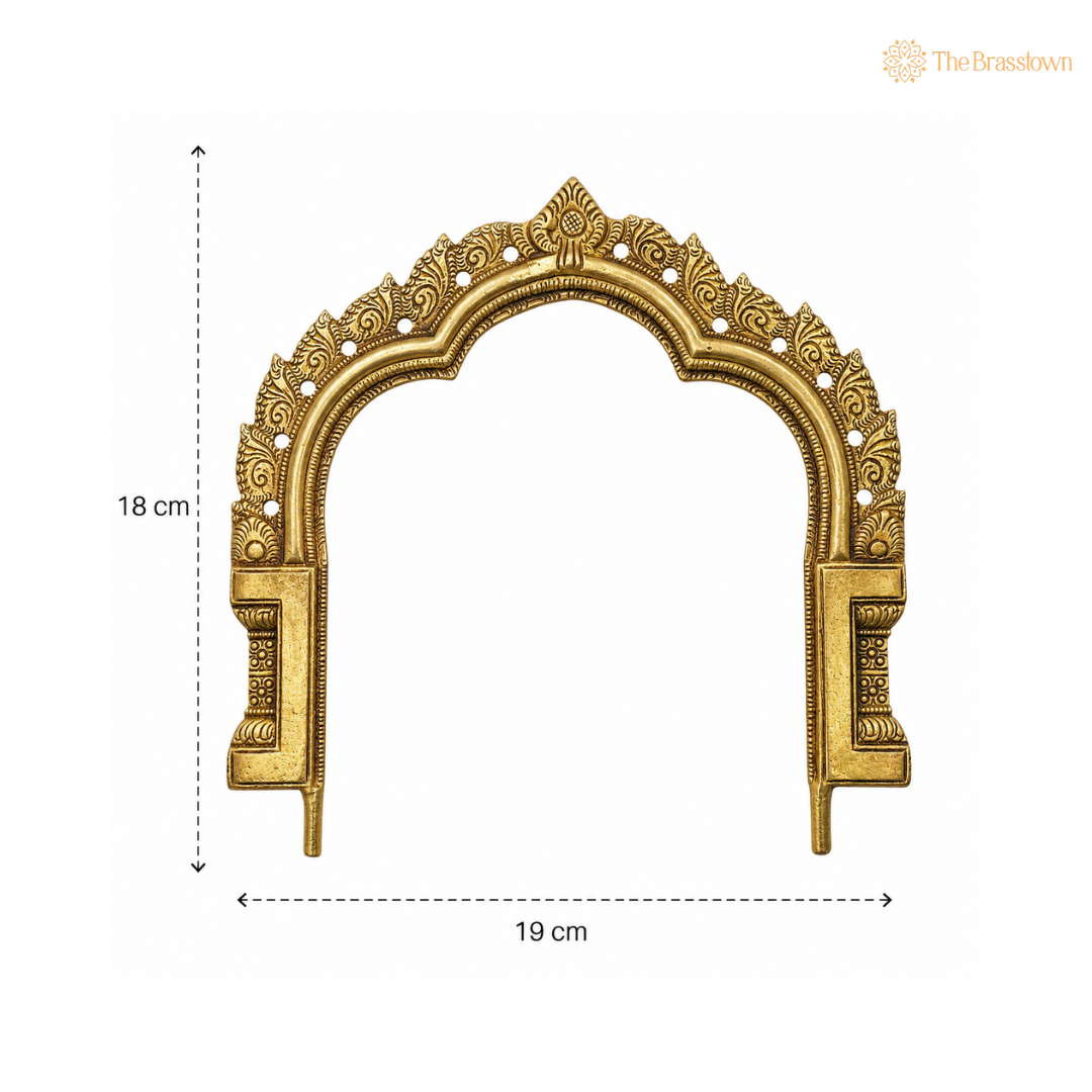 Brass Prabhavali Arch – Peetal/Pital/Pittalai Prabhamandala Makara Torana Halo Frame for Murti Vigraha & Mandir Pooja Décor 7 Inch