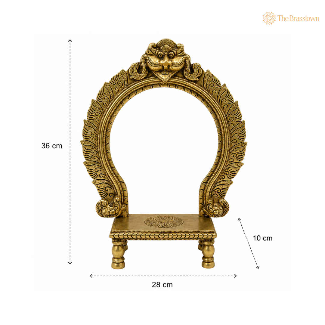 Brass Chowki with Prabhavali β Temple Style Idol Stand with Aura Frame for Home Mandir DΓ©cor 14.5 Inch