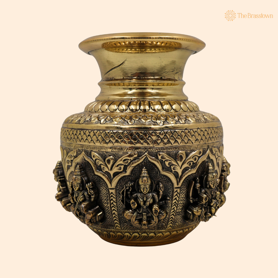 Brass Balaji Kalash Lota with Shankh &amp; Chakra – Peetal Pooja Kalash for Home Mandir, Temple Décor &amp; Spiritual Blessings 4 Inch