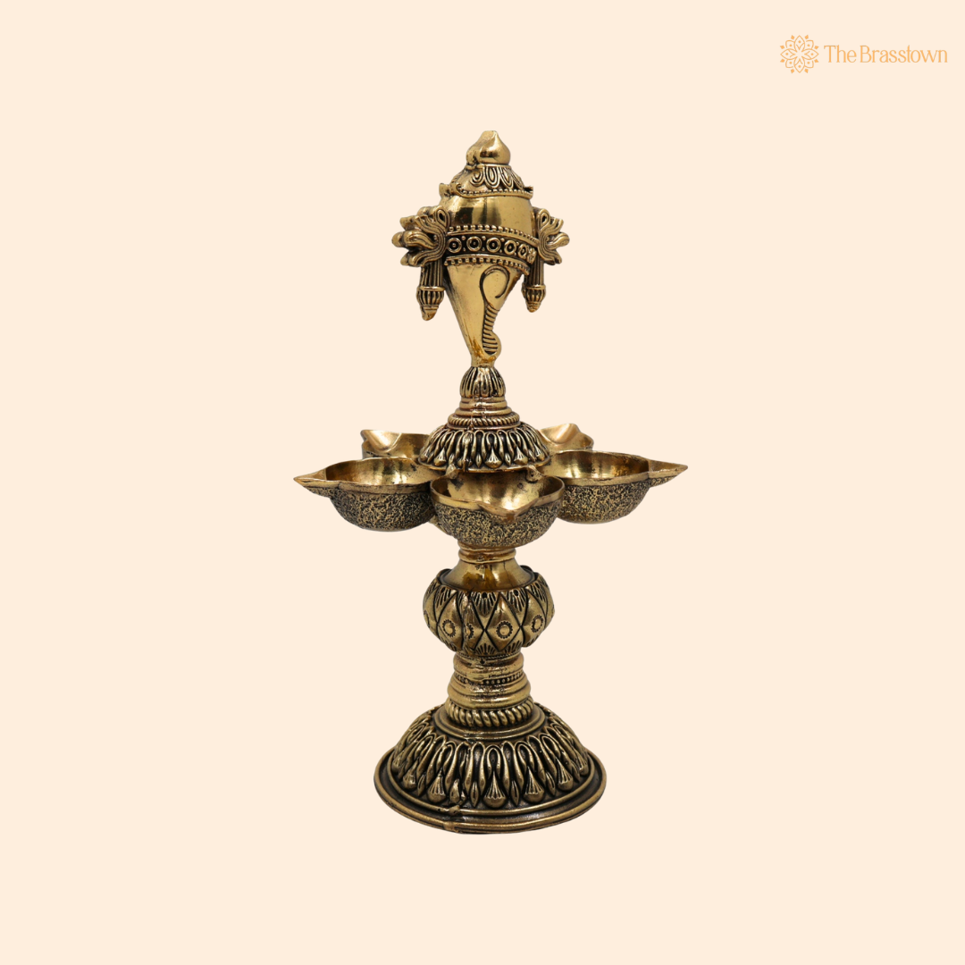 Brass Shankha Diya – Conch Shape Oil Lamp (Peetal Deepak) for Puja, Aarti &amp; Home Mandir Décor 8.5 Inch