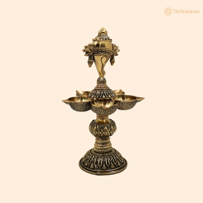Brass Shankha Diya – Conch Shape Oil Lamp (Peetal Deepak) for Puja, Aarti &amp; Home Mandir Décor 8.5 Inch
