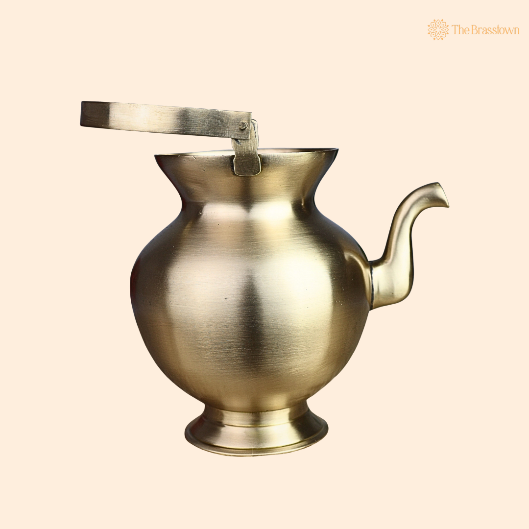 Handcrafted Brass Kamandalu Kalash – Pital Gangajali Kamandal for Puja, Ganga Jal Storage, Rishi Muni Kalash &amp; Hindu Rituals 6.5 Inch