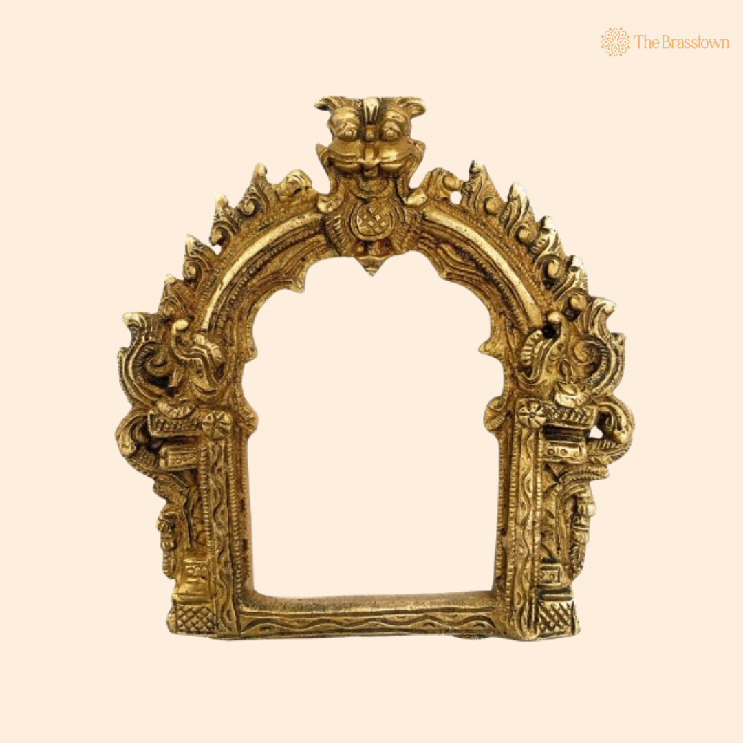 Traditional Brass Ornamental Arch Frame 5 Inch