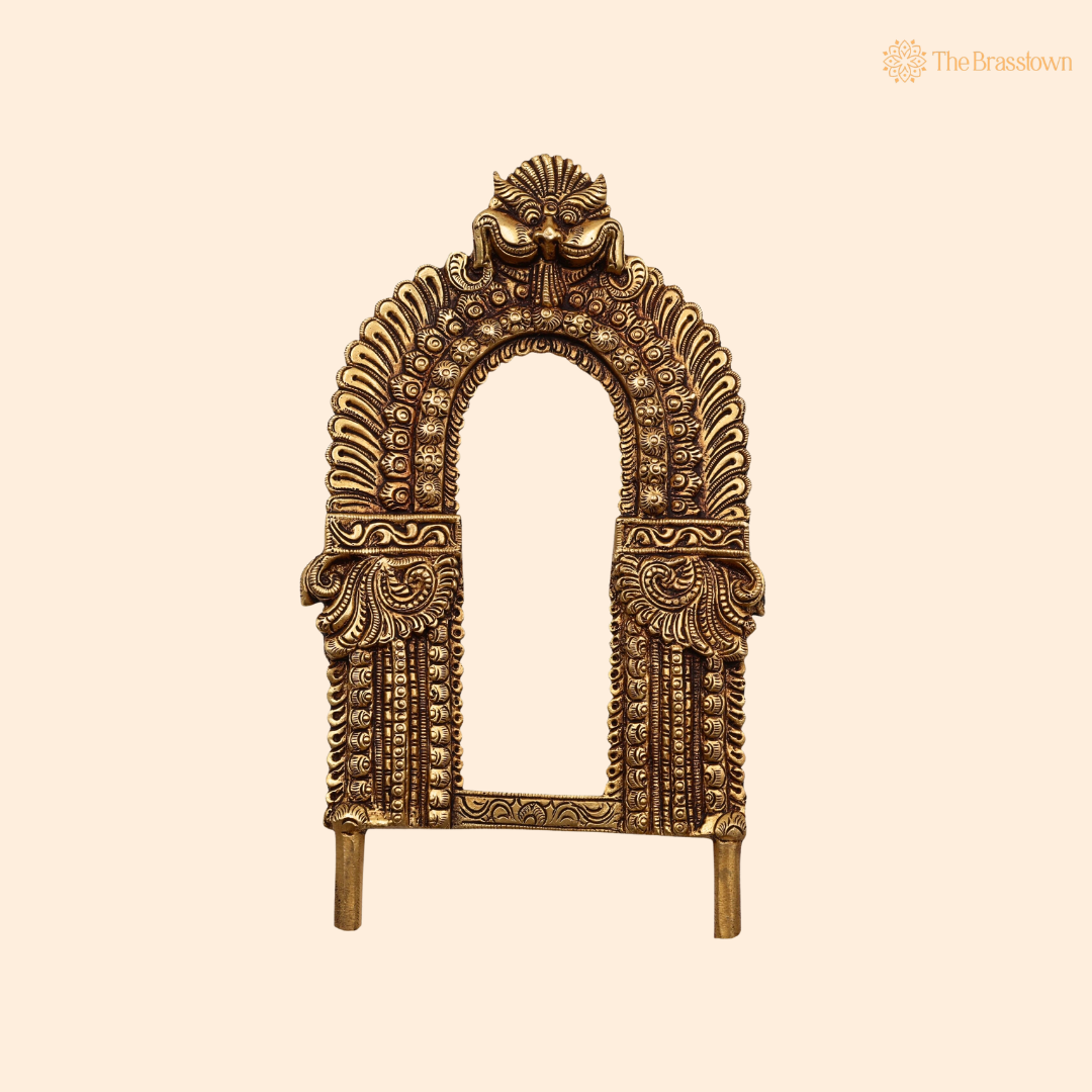 Brass Traditional Prabhavali Frame – Handcrafted Arch Wall Hanging for Home Temple, Deity Décor &amp; Spiritual Ambience 10 Inch