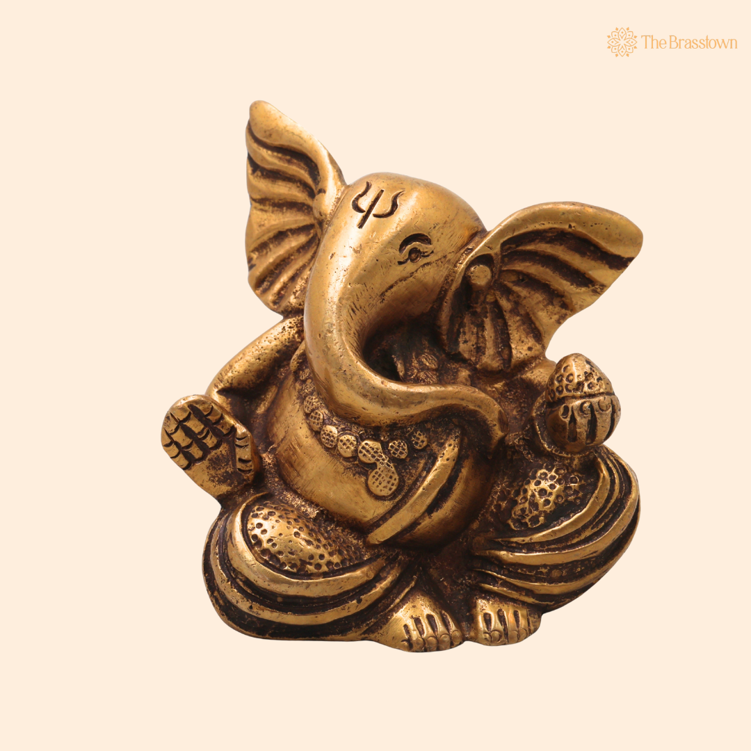 Handcrafted Traditional Brass Long Neck Ganesha Idol –Handcrafted Traditional Chola Style Ganapati Vinayaka Murti for Pooja, Home Mandir, Décor &amp; Gifting 3 Inch