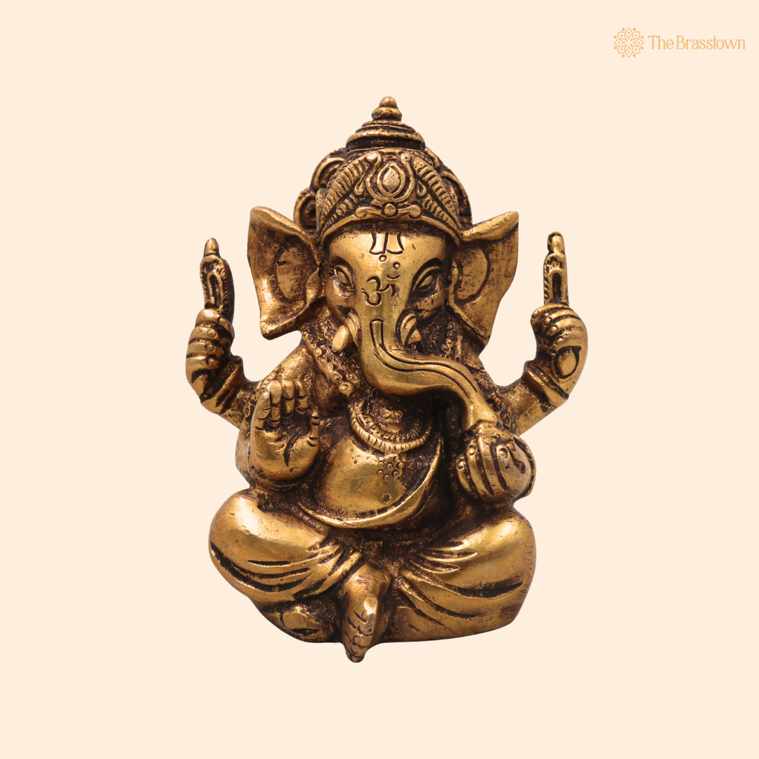 Handcrafted Brass Ganesha Ganapati Vinayaka Idol –Handcrafted Traditional Chola Style Ganapati Vinayaka Murti for Pooja, Home Mandir, Décor &amp; Gifting 4.5 Inch
