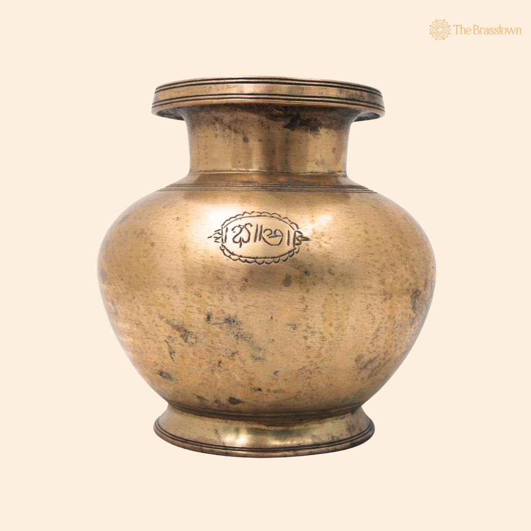 Handcrafted Brass Vintage Chambu Lota Kalash For Pooja – Traditional Pital Gangajali Kamandal for Puja, Ganga Jal Storage, Rishi Muni Kalash &amp; Hindu Rituals 6 Inch