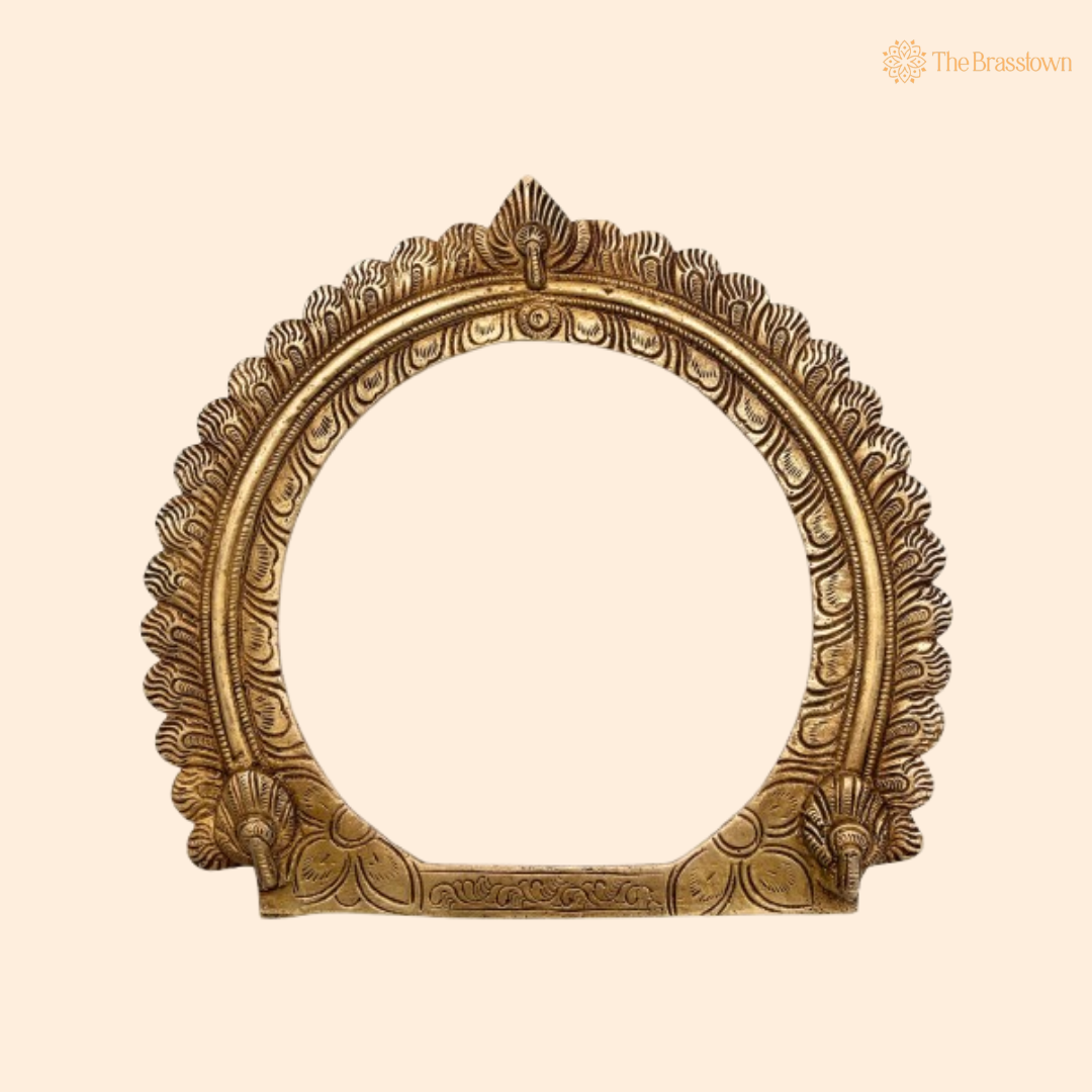 Ornate Antique Brass Circular Arch Frame 9 Inch
