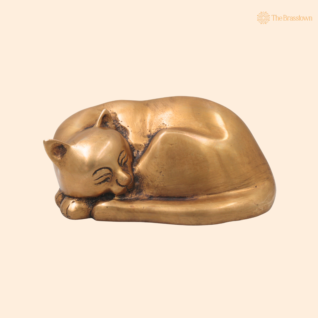 Handcrafted Brass Single Cat Idol – Handcrafted Cat Sculpture for Vastu, Home Décor, Pooja &amp; Luxury Gifting 3 Inch