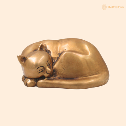 Handcrafted Brass Single Cat Idol – Handcrafted Cat Sculpture for Vastu, Home Décor, Pooja &amp; Luxury Gifting 3 Inch