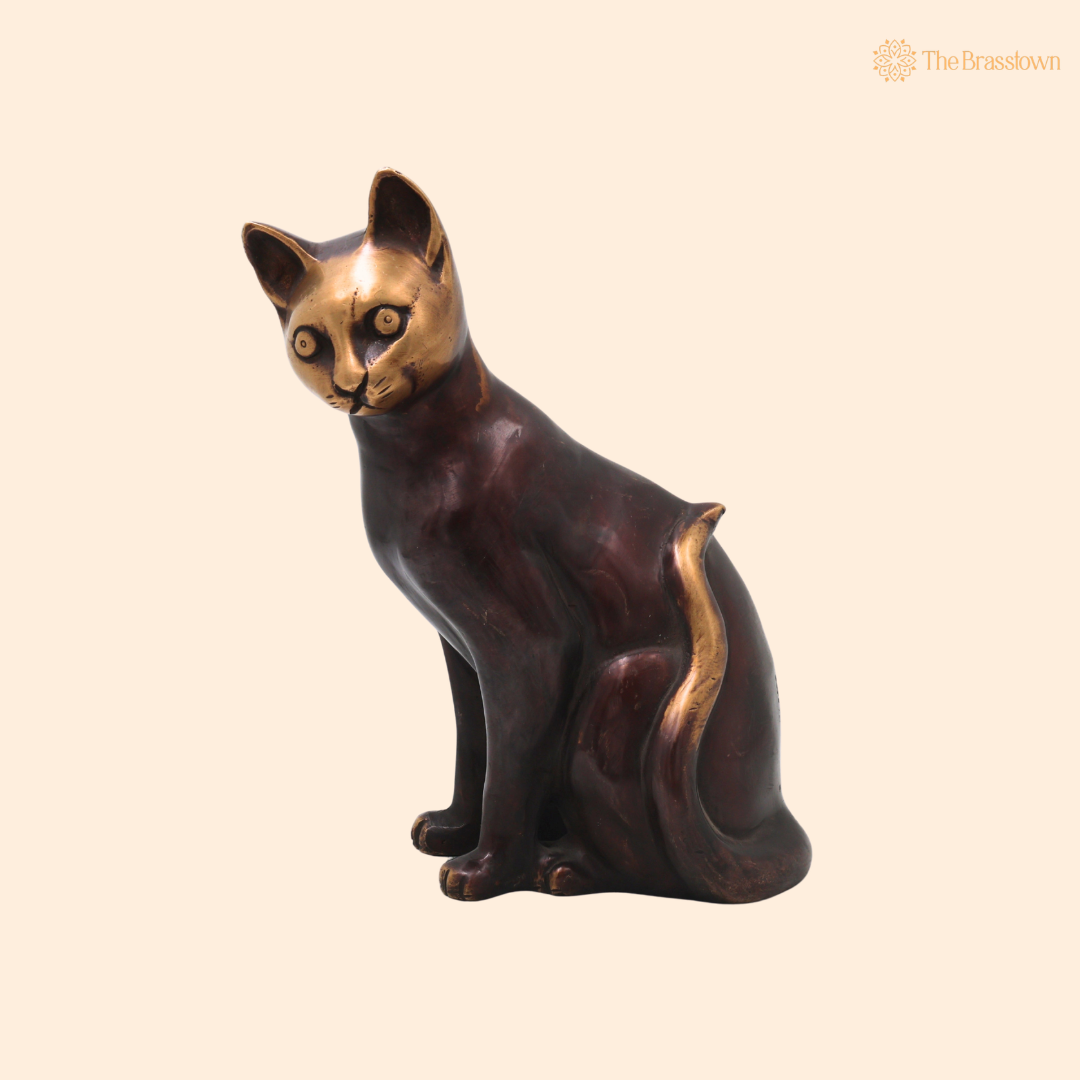 Brass Cat Idol – Handcrafted Cat Sculpture for Vastu, Home Décor, Pooja &amp; Luxury Gifting 8 Inch