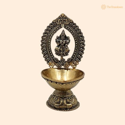 Brass Lakshmi Diya 4.5 Inch front view – pure brass handcrafted India
