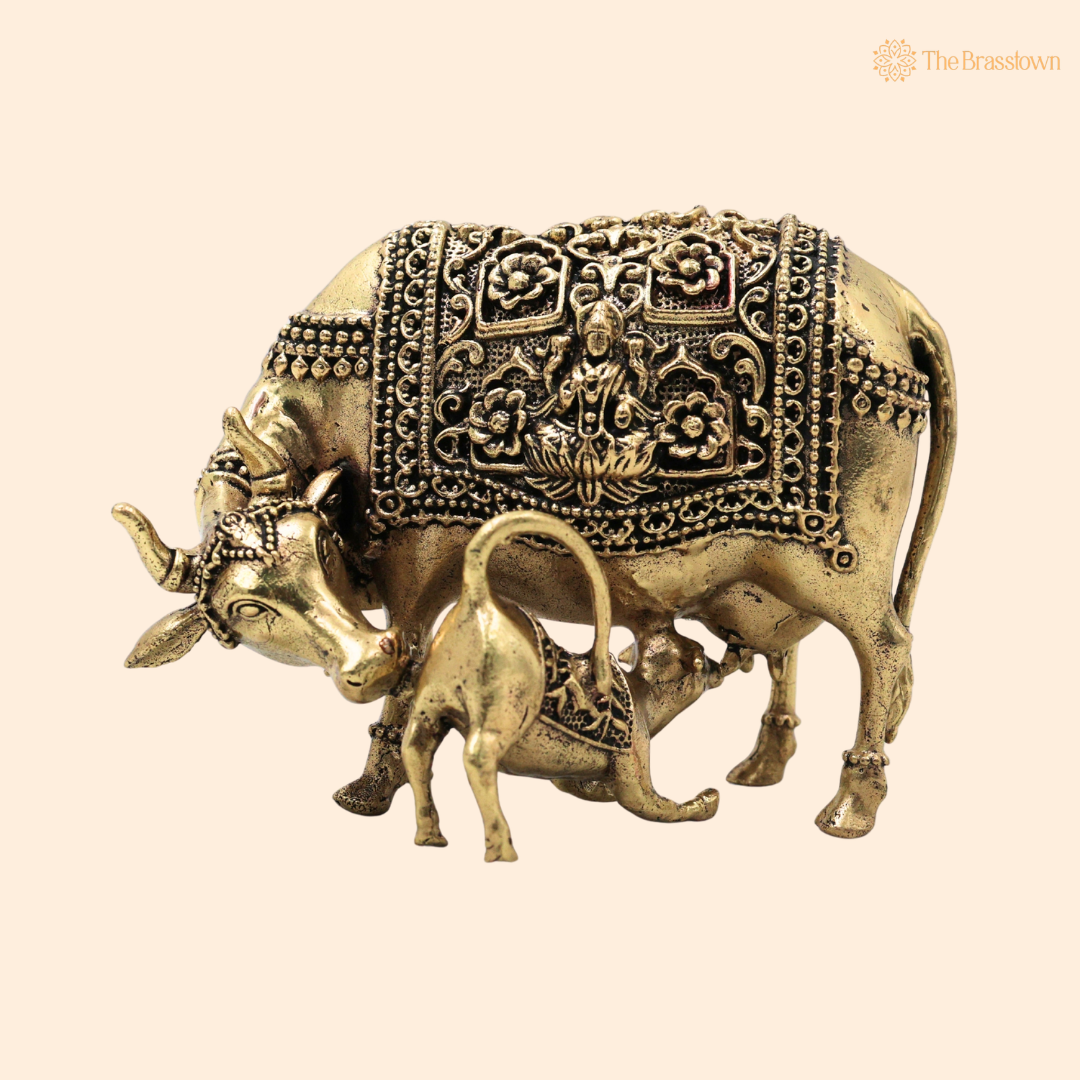 Brass Kamdhenu Gomata Idol – Sacred Surabhi Cow Murti for Pooja, Home Mandir, Vastu Décor &amp; Spiritual Blessings 3 Inch