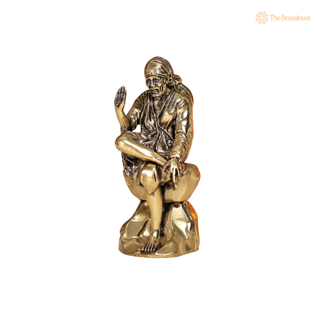 Brass Sai Baba Idol 5 Inch side view – antique finish detail