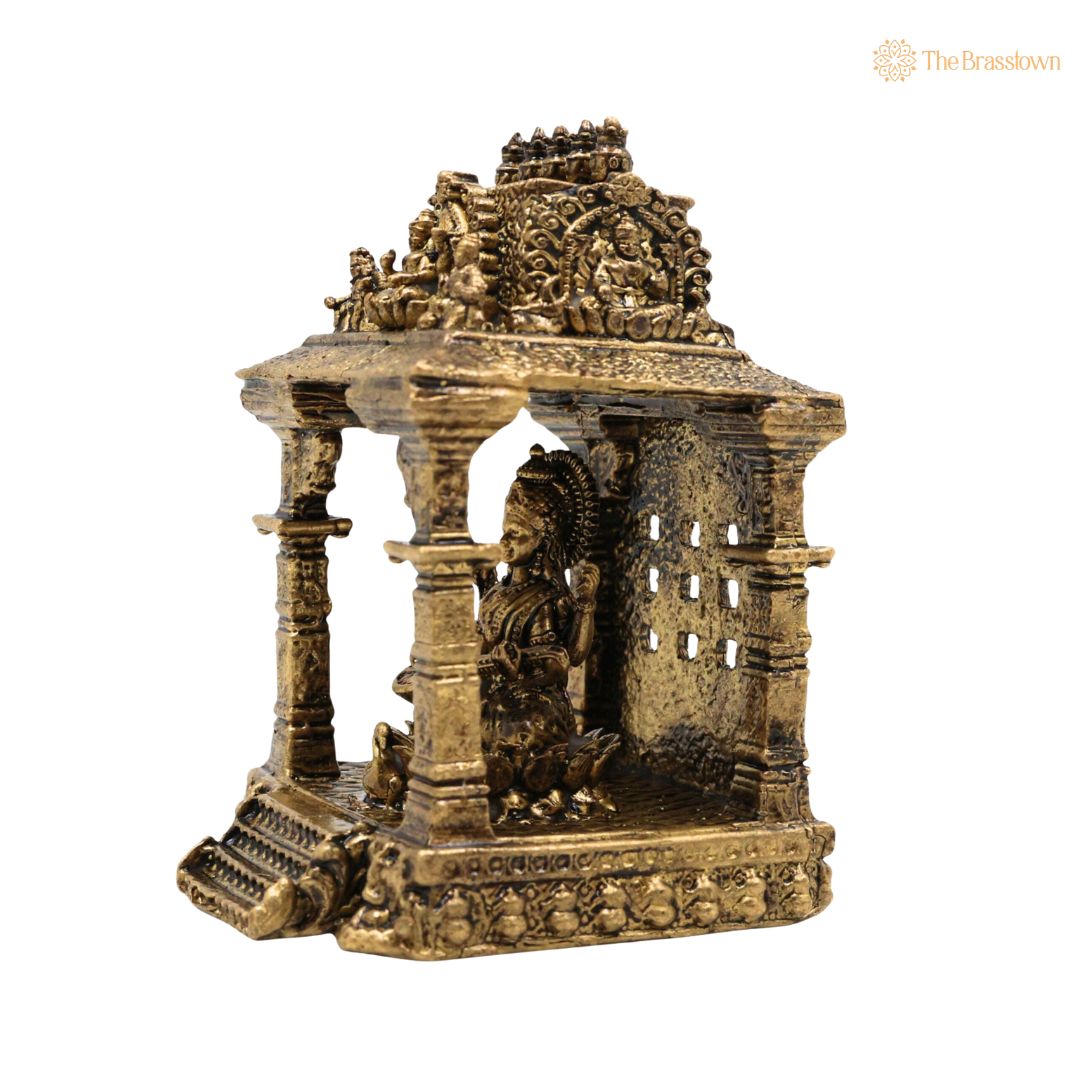 Brass Saraswati Mata Idol with 3 Inch closeup – intricate craftsmanship