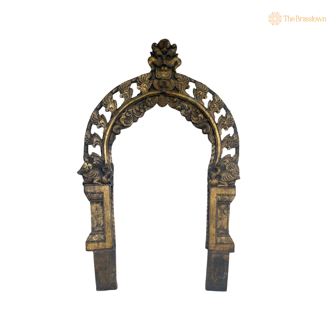Handcrafted Brass Traditional Prabhavali Arch – Handcrafted Arch Backdrop Wall Hanging for Home Temple, Deity Décor &amp; Spiritual Ambience 37.5 Inch