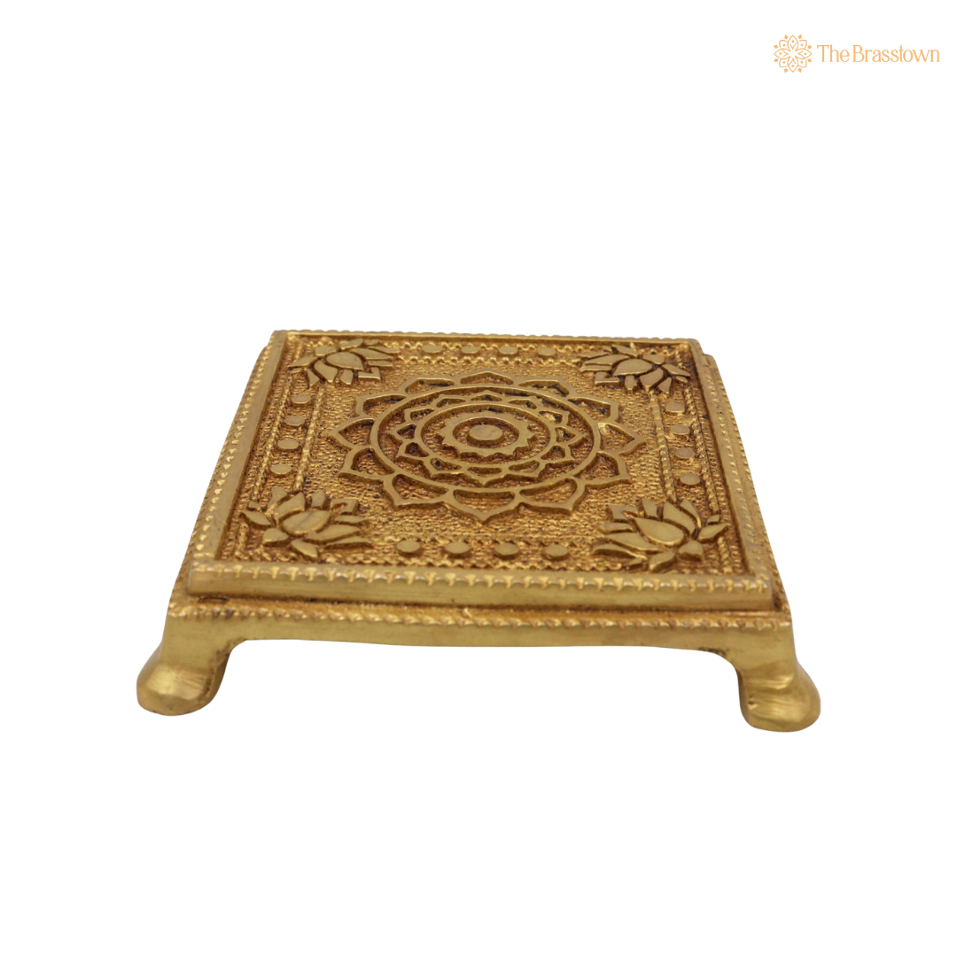 Traditonal Handcrafted Brass Chowki Platform – Traditional Pooja Peetha / Singhasan for Idols, Kalash &amp; Ritual Use 4 Inch