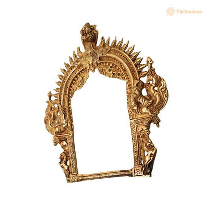 Brass Prabhavali Arch 12 Inch closeup – intricate craftsmanship