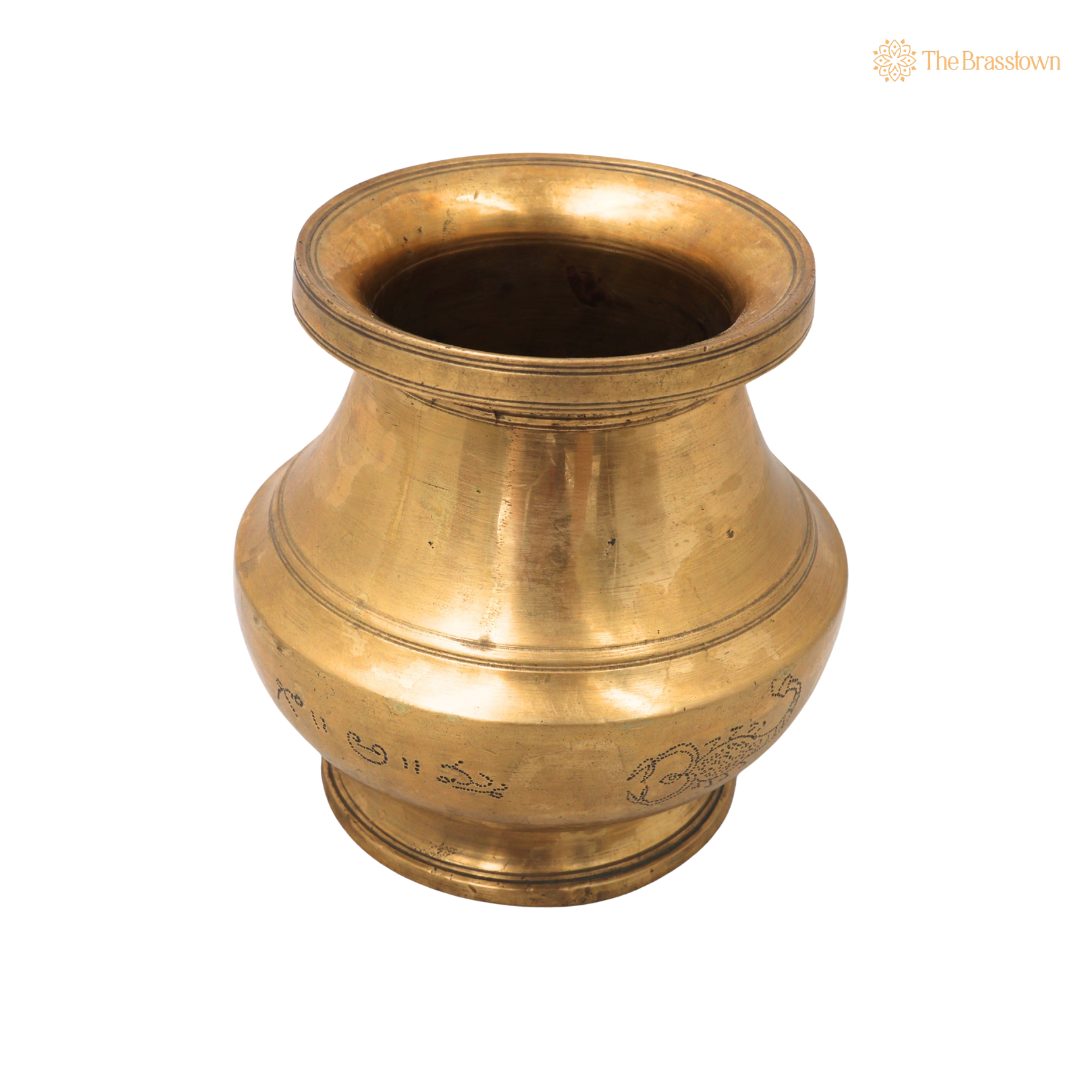Vintage Brass Pooja Kalash - Handcrafted Traditional Pital Gangajali Kamandal for Ganga Jal, Hindu Rituals, Home Mandir &amp; Spiritual Gifting 4.5 Inch