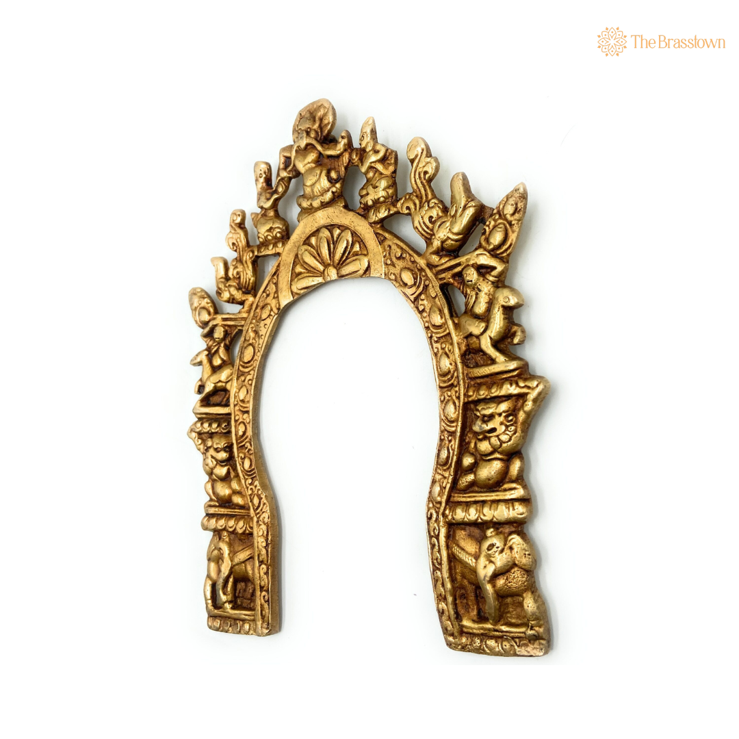 Traditional Brass Arch Frame with 8 Inch side view – antique finish detail