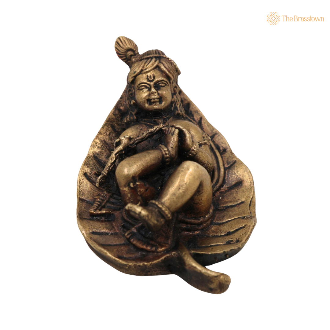 Brass Bal Krishna Idol on 1 Inch side view – antique finish detail